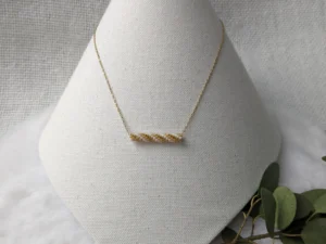 Ketting "Elegant" parelmoer schelp - goud